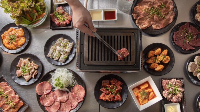 芝浦市場 焼肉ホルモン匠 - メイン写真: