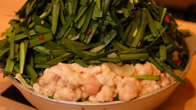 もつ鍋専門店 元祖 もつ鍋 楽天地 - 料理写真: