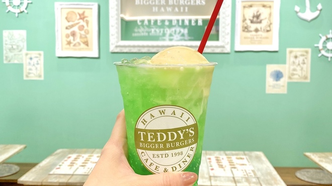 テディーズ ビガー バーガー - メイン写真: