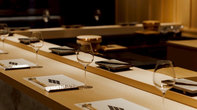 熟成鮨利他 難波 心斎橋 - メイン写真: