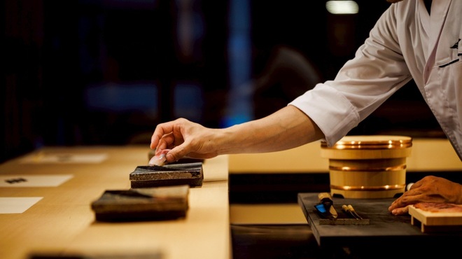 熟成鮨利他 難波 心斎橋 - メイン写真: