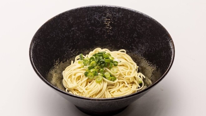 博多もつ麺堂 - メイン写真: