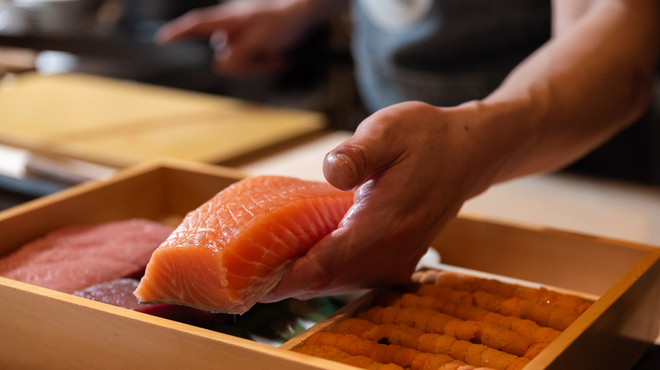 すし食堂 和和和 - メイン写真: