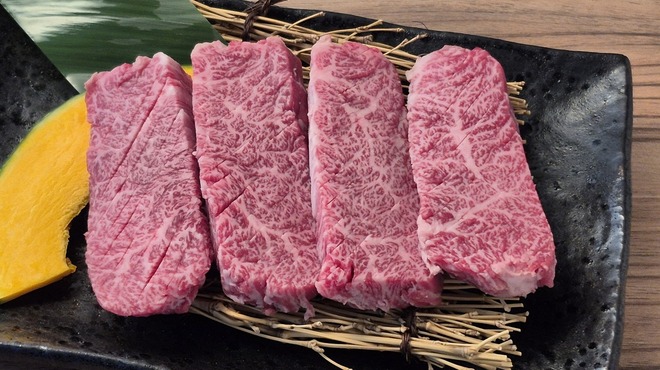 焼肉ソムリエ 萬樹亭 - メイン写真:
