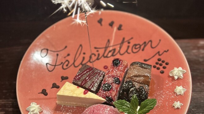 肉ビストロ&クラフトビール ランプラント - メイン写真: