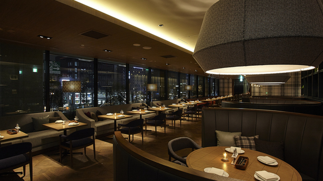 フォレストキッチン ウィズ アウトドア リビング - メイン写真: