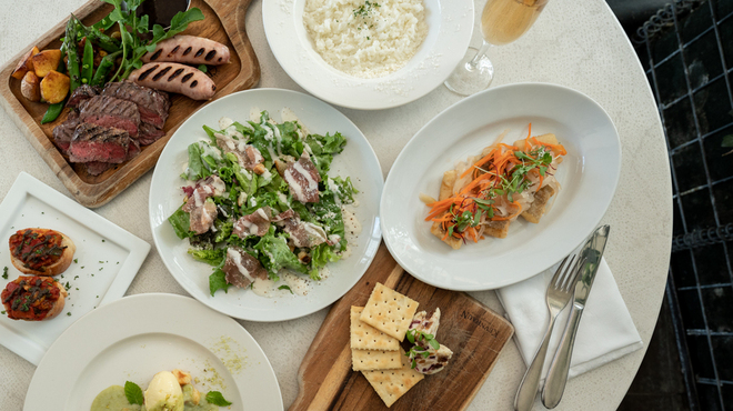 フォレストキッチン ウィズ アウトドア リビング - メイン写真: