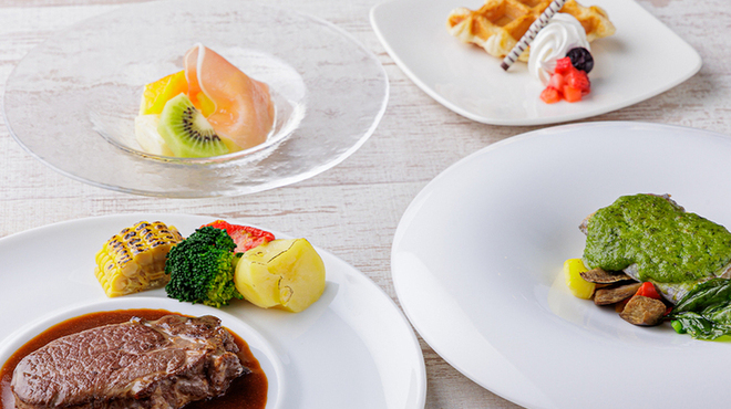 FINE DINING＆LOUNGE TORIKO - 料理写真: