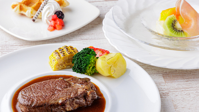 FINE DINING＆LOUNGE TORIKO - 料理写真: