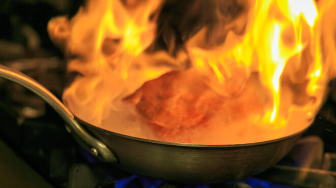 肉バル Bar&Grill motto - メイン写真:
