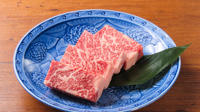 歌舞伎町焼肉 一頭や - メイン写真: