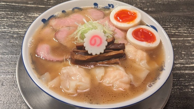 あいだや２ - 料理写真:とろとろの味玉もご用意しています！