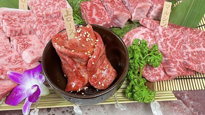 神戸牛炭火焼肉 いく田 - メイン写真: