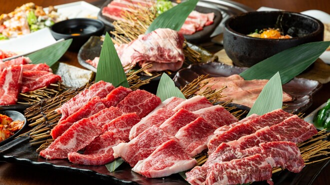 テーブルオーダーバイキング 焼肉 王道 - メイン写真: