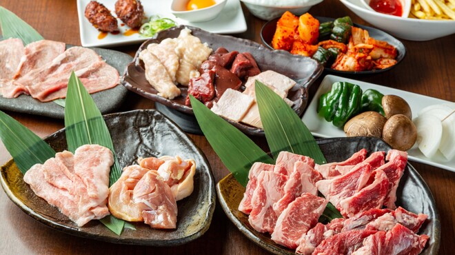 テーブルオーダーバイキング 焼肉 王道 - メイン写真: