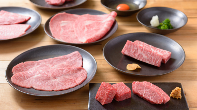 焼肉ダイニング甲 - メイン写真: