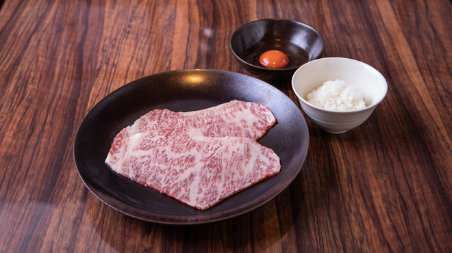 炭火焼肉KINOE - メイン写真: