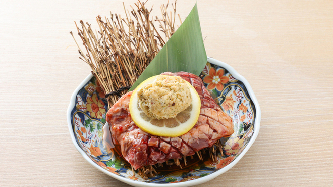 黒毛和牛ホルモン大衆焼肉しんすけ - メイン写真: