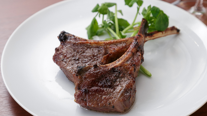 Akami Modern Chop House - メイン写真: