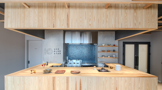 and BLUESTAR - メイン写真: