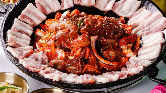 サムギョプサル専門店 金ちゃん - メイン写真: