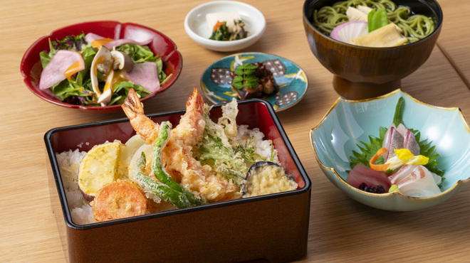 手毬寿司と京天ぷら くぼ田 - メイン写真: