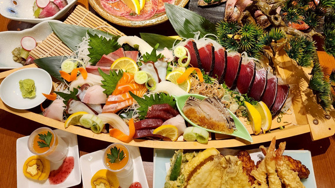 浜焼き 藁焼き 海鮮居酒屋 魚均 - メイン写真: