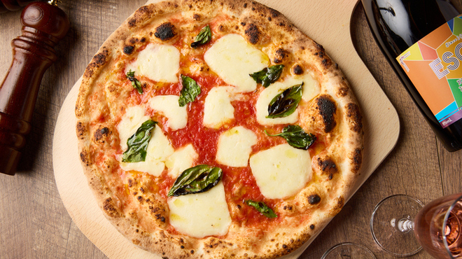 Pizza&Wine ESOLA - メイン写真: