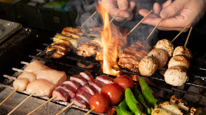 地鶏炭火焼　鳥八 - メイン写真: