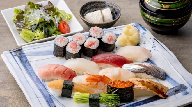 すし 堺 - 料理写真: