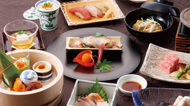 日本料理 瀬戸 - 料理写真:葵会席