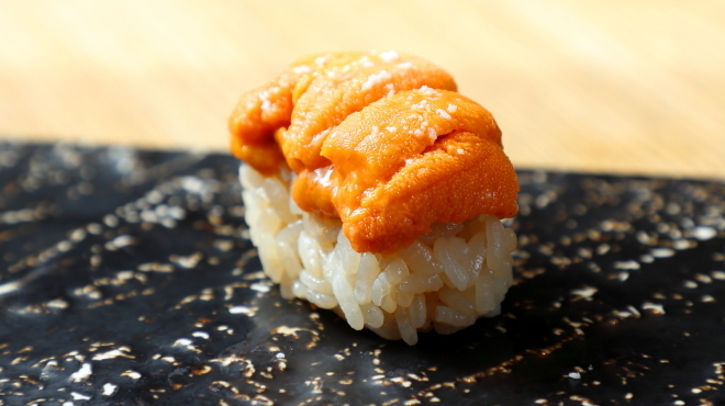 鮨と豆腐料理　あい田 - メイン写真: