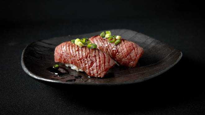 焼肉龍王館 - メイン写真: