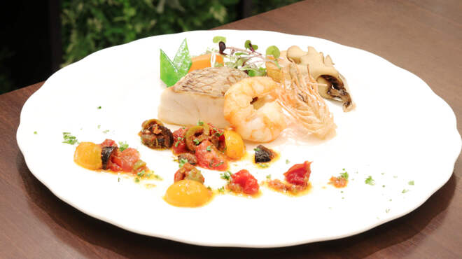 ブラッスリーローリエ - メイン写真: