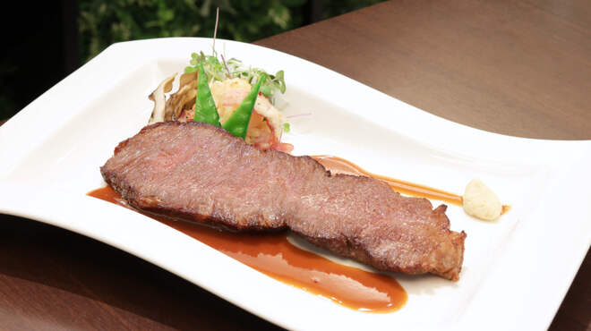 ブラッスリーローリエ - メイン写真: