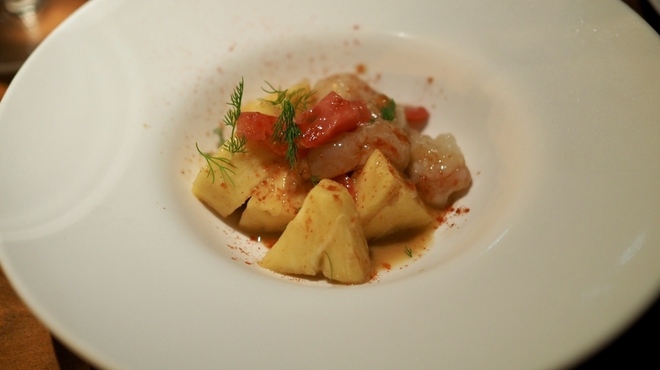 Nubia - 料理写真:赤海老とパイナップル