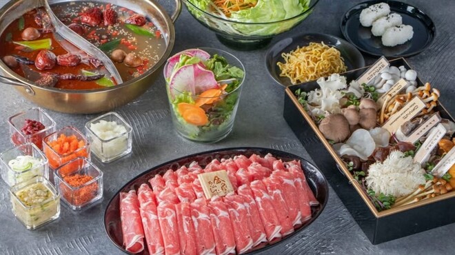 ラムしゃぶ金の目 - メイン写真: