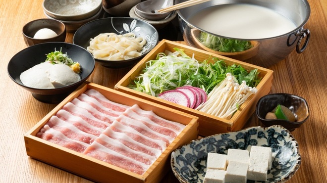 覚王山 豆腐 - メイン写真: