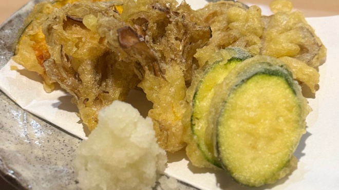 寿司と炭火 大地 - 料理写真:野菜天ぷら盛り合わせ