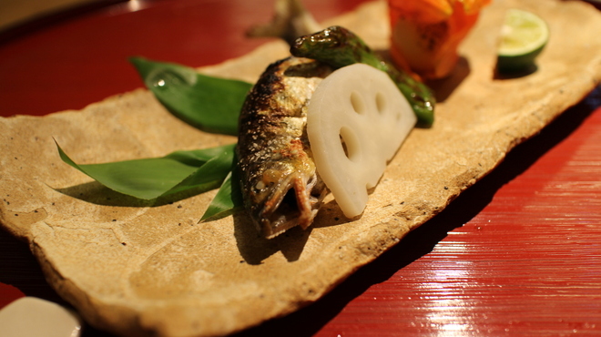 日本料理 新 - 料理写真:郡上産天然あゆ