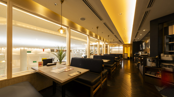 エイス シー オイスター マーケットキッチン - メイン写真: