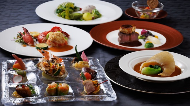 THE DINING シノワ唐紅花＆鉄板フレンチ蒔絵 - 料理写真: