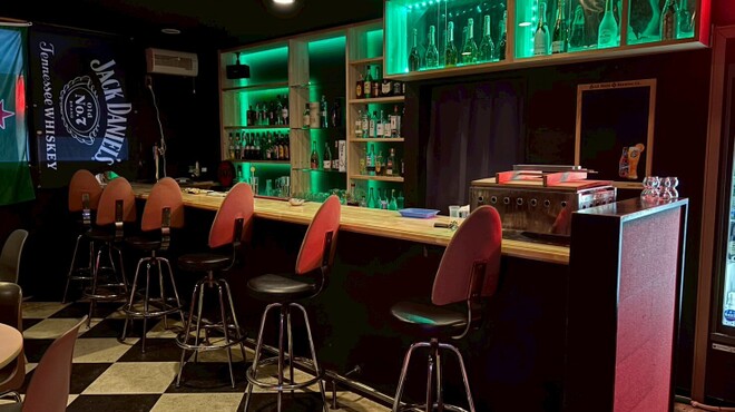 BAR Latghtale - メイン写真: