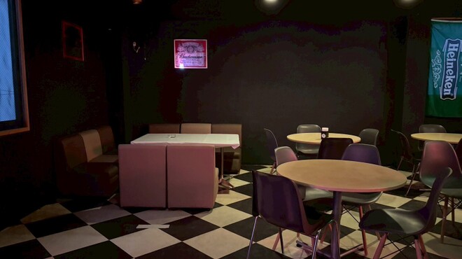 BAR Latghtale - メイン写真: