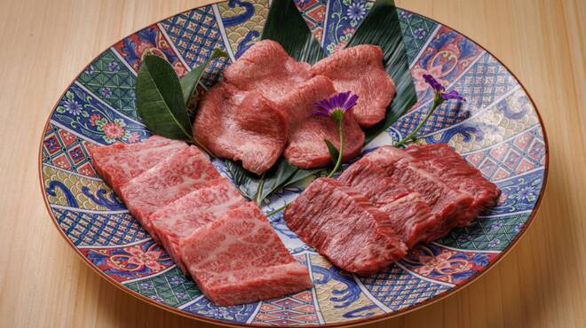 個室焼肉 富士門 - メイン写真: