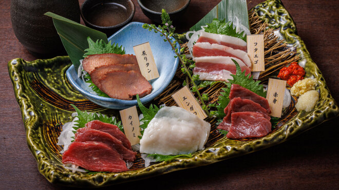 牛タン×馬肉専門店 うま囲 - メイン写真: