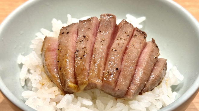 WAGYU YAKINIKU IBUSANA - メイン写真: