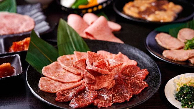 黒毛和牛 焼肉うし雅 - メイン写真: