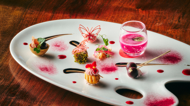 DINING & BAR TABLE 9 TOKYO - メイン写真: