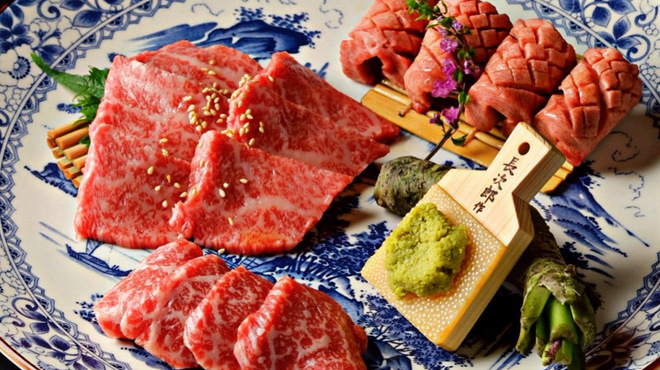 焼肉Lab  - メイン写真: